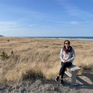 Meet your Posher, Selene